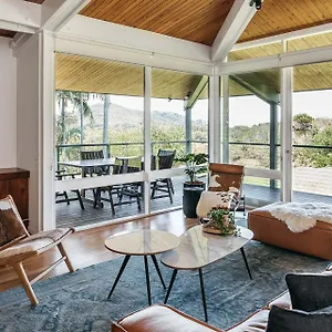 A Perfect - Cape Breeze , Byron Bay Australia