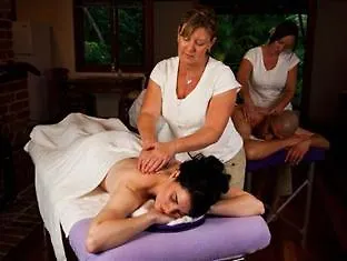 Hunchy Hideaway Aparthotel Montville