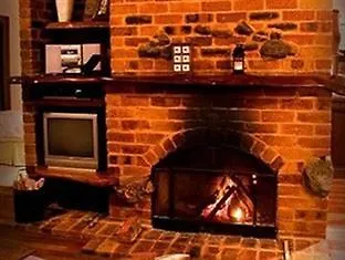 Hunchy Hideaway Aparthotel Montville Australia